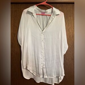 Women’s Satin Cream Dress Shirt- size L